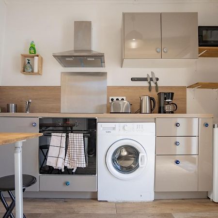 Petite Maison De Charme Au Coeur Du Centre Ville Apt Bagian luar foto